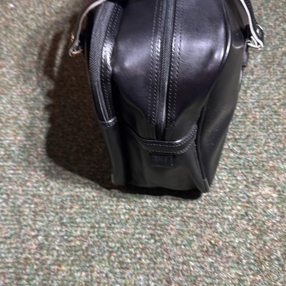 UNITED COLORS OF BENETTON “Ready Set Bag” - Picture 16 of 16